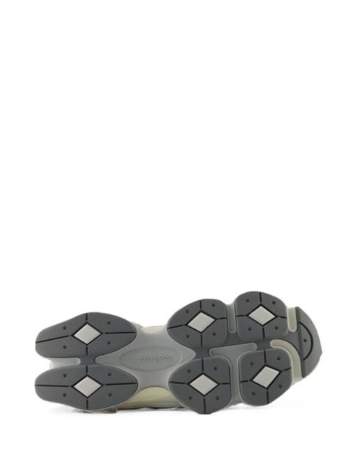 Sneakers unisex New Balance 9060 grigie in suede e mesh NEW BALANCE | U90609Z4